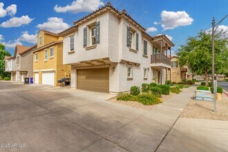 1314 S Owl Dr in Gilbert, AZ - Building Photo - Building Photo