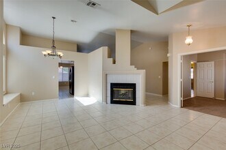 1744 Knotty Pine in Las Vegas, NV - Building Photo - Building Photo