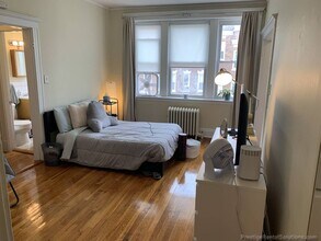 224 Kelton St in Boston, MA - Foto de edificio - Building Photo
