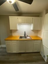 1806 4th St in Cuyahoga Falls, OH - Building Photo - Building Photo