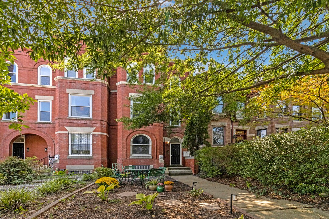 1443 East Capitol St SE in Washington, DC - Building Photo