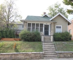 430 S Henderson St in Bloomington, IN - Building Photo