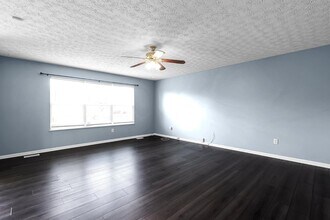 6121 Nasby Dr in Galloway, OH - Building Photo - Building Photo