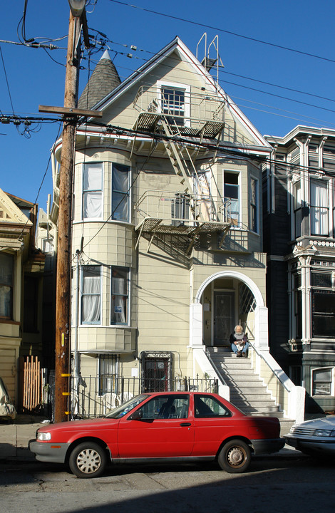 415 Lyon St in San Francisco, CA - Building Photo