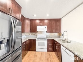 992 Lupine Hills Dr in Vista, CA - Building Photo - Building Photo
