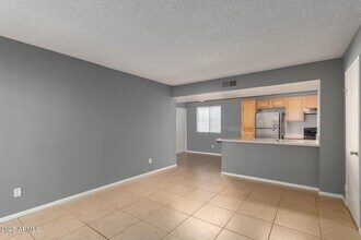 2938 N 61st Pl in Scottsdale, AZ - Building Photo - Building Photo
