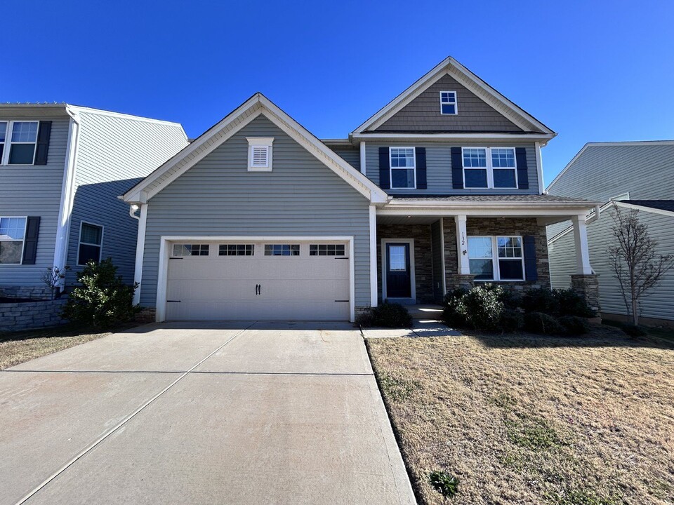 132 Fairfield Dr in Troutman, NC - Building Photo