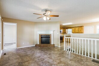 1812 Molly Ln in Birmingham, AL - Building Photo - Building Photo