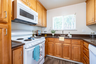 364-366 W Olive Ave in Sunnyvale, CA - Building Photo - Interior Photo