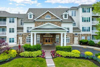 Highlands at Faxon Woods in Quincy, MA - Foto de edificio - Building Photo