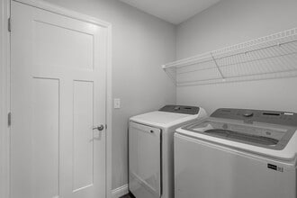 200 Huntleigh Pkwy in Wentzville, MO - Building Photo - Building Photo