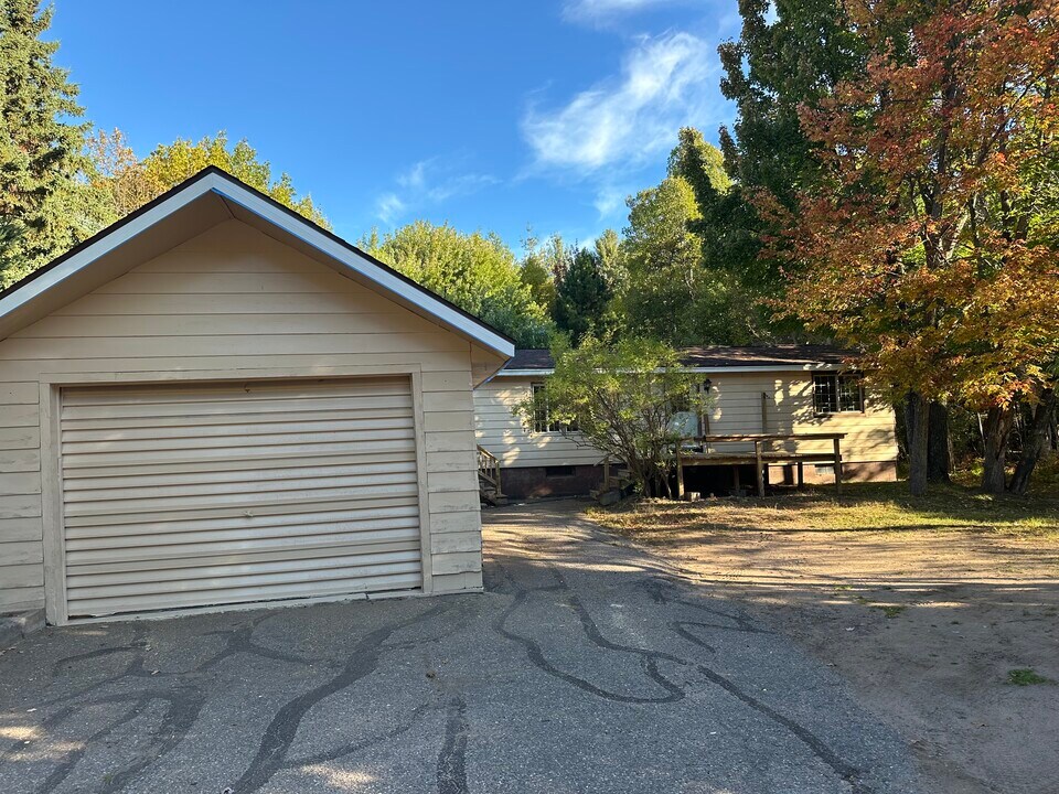 2648 Werner St in Marquette, MI - Building Photo