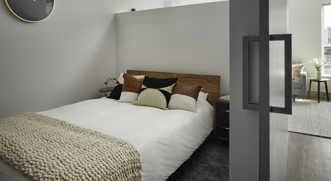 Uptown at Kirkland Urban in Kirkland, WA - Foto de edificio - Building Photo