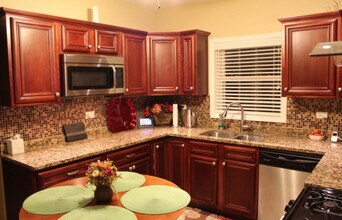 3023 N Mason Ave in Chicago, IL - Building Photo - Building Photo