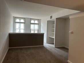 24-30-30 Bank St in Philadelphia, PA - Foto de edificio - Building Photo