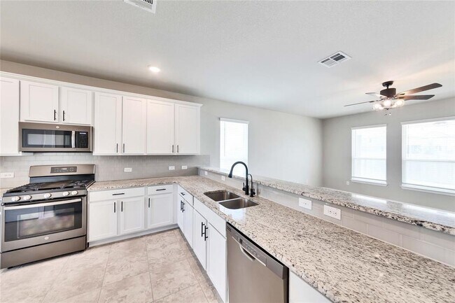 5905 Giovanni Pl in Round Rock, TX - Building Photo - Building Photo