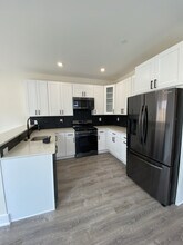 821 Diamond St, Unit 1 in Philadelphia, PA - Building Photo - Building Photo