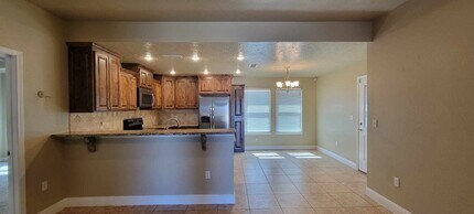 404 Almond Tree Ln in Clovis, NM - Building Photo - Building Photo