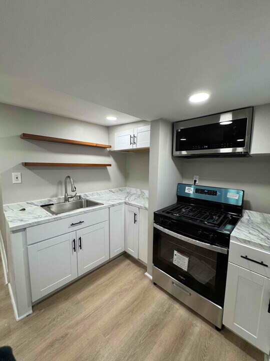 220 N 16th St-Unit -3 in Allentown, PA - Building Photo