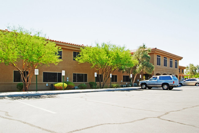 Carol Haynes Apartments in Las Vegas, NV - Foto de edificio - Building Photo