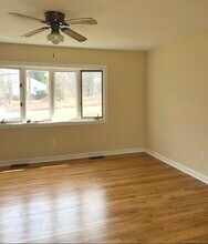 119 Fairwood Rd in Bethany, CT - Building Photo - Building Photo