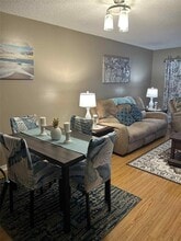 12900 Vonn Rd in Largo, FL - Building Photo - Building Photo