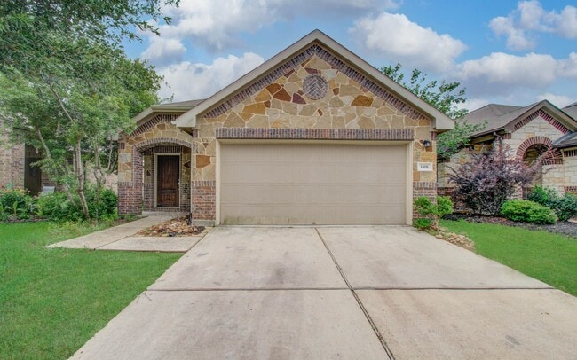 property at 1418 Spencer Glen Ln