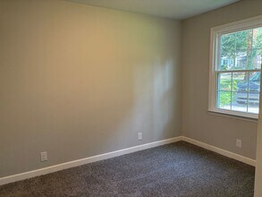 2321 Fortune Ln in Greensboro, NC - Building Photo - Building Photo