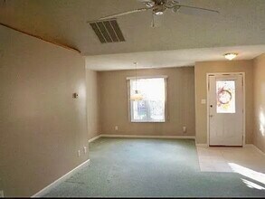 159 Daleyuhski Way in Loudon, TN - Building Photo - Building Photo