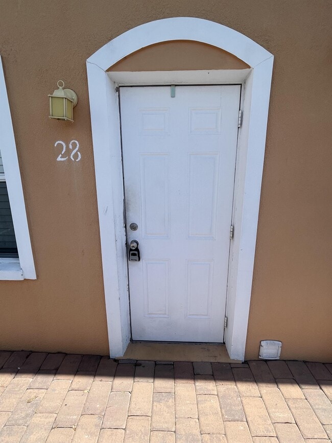 50 Needle Blvd in Merritt Island, FL - Building Photo - Building Photo