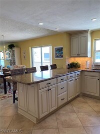 9485 Gulf Shore Dr in Naples, FL - Building Photo - Building Photo