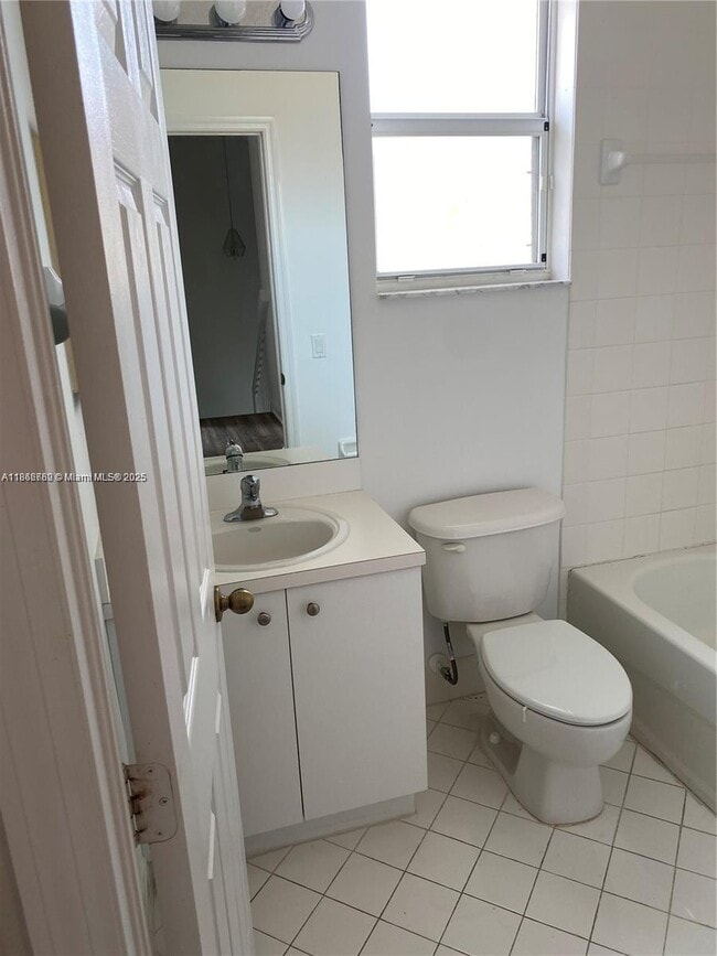 991 NE 42nd Ave in Homestead, FL - Building Photo - Building Photo
