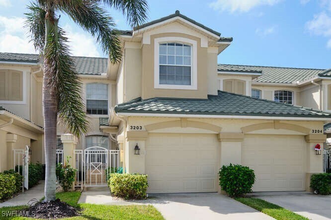 14571 Grande Cay Cir in Ft. Myers, FL - Foto de edificio