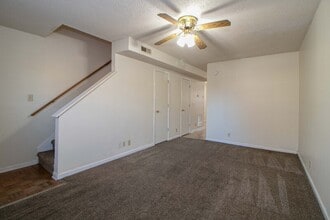 108 Hickory Trace Rd in Clarksville, TN - Building Photo - Building Photo