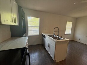 5901 Nancy Dr in Austin, TX - Building Photo - Building Photo