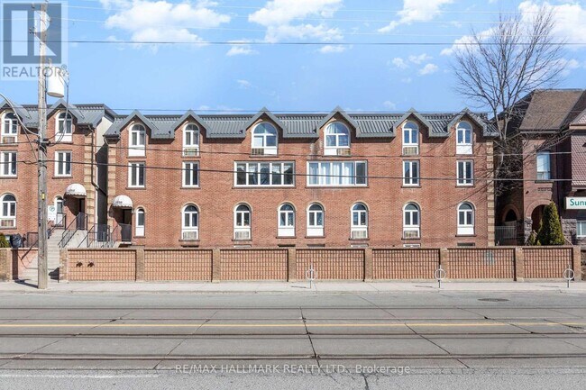 1250-1250 King St W in Toronto, ON - Building Photo - Building Photo