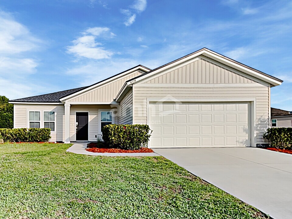 8178 Radican Rd in Jacksonville, FL - Building Photo