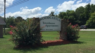 Wood Castle Apartments in Rainsville, AL - Building Photo - Building Photo