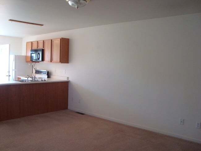 1220 White Water Ave in Cody, WY - Building Photo - Building Photo