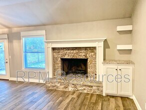 1801 Yosemite Pl in Edmond, OK - Building Photo - Building Photo