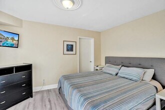 3226 NE 12th St in Pompano Beach, FL - Foto de edificio - Building Photo