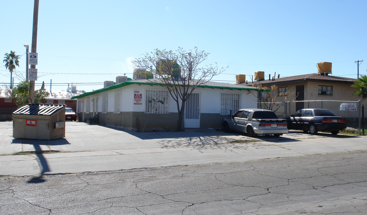 3806-3808 Lincoln Ave in El Paso, TX - Building Photo