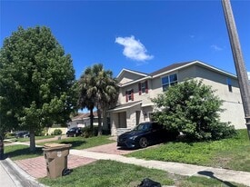 3871 Gulf Shore Cir in Kissimmee, FL - Building Photo