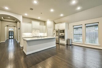 24911 Mountclair Hollow Ln in Tomball, TX - Building Photo - Building Photo