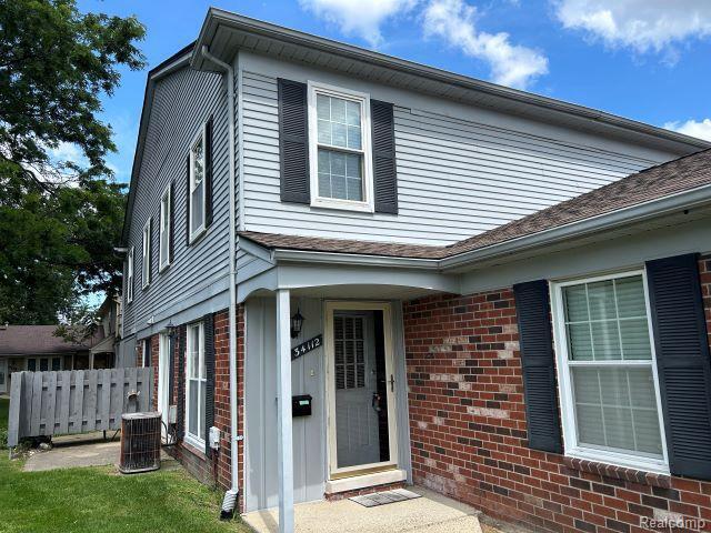 34112 Garfield Cir