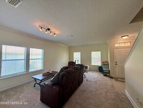 1644 Hammock Grove Ln in Jacksonville, FL - Building Photo - Building Photo