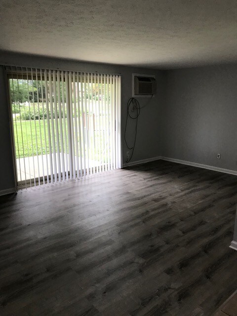 24325 Detroit Rd, Unit 101A photo'