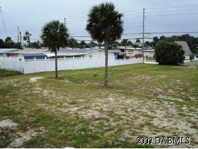 3816 S Atlantic Ave in Port Orange, FL - Foto de edificio - Other