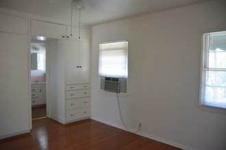 605 N Holliston Ave in Pasadena, CA - Building Photo - Building Photo