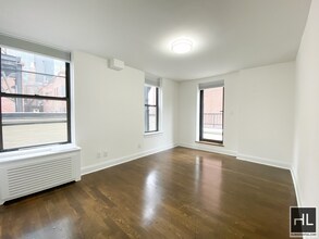 WEST 58 STREET, Unit PHC in New York, NY - Foto de edificio - Building Photo